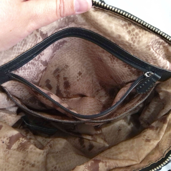 B. MAKOWSKY HANDBAG - Picture 7 of 12